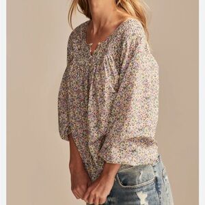 Lucky Brand Smocked Peasant Blouse Floral Print Size Small NWT